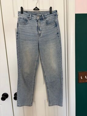 American Eagle Outfitters Light Wash Straight Leg Jeans